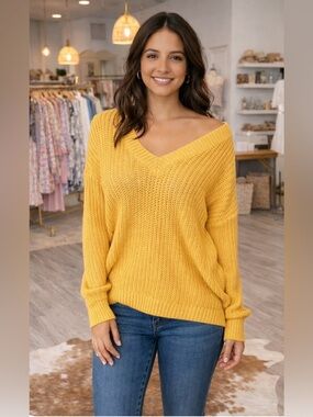 PINK Victoria’s Secret Forenza Mustard Yellow Chunky Knit Sweater Size S